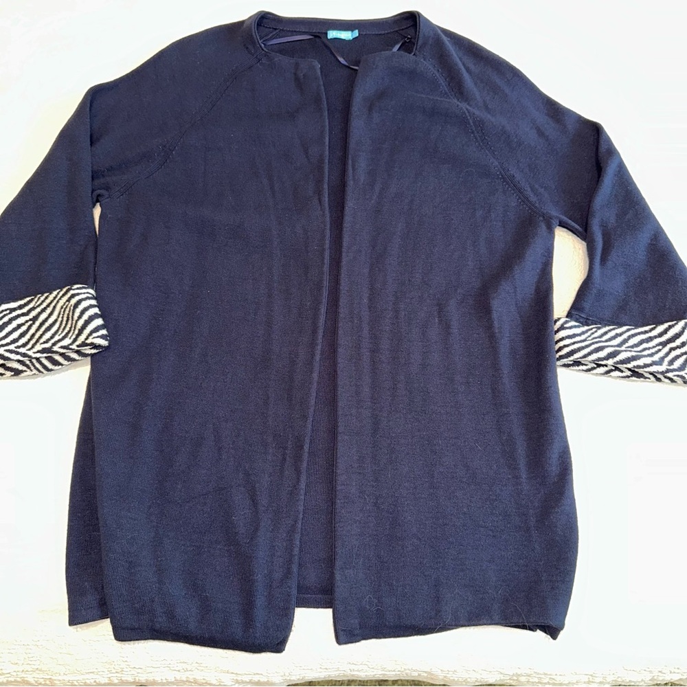J. McLaughlin Navy open Cardigan w/eye hook and Unique Zebra print cuffs sz L